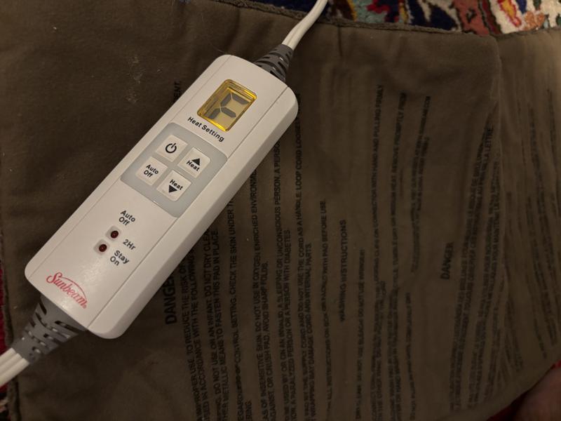 Heating Pad Model CAR95C - Flashing F on the remote is the only display