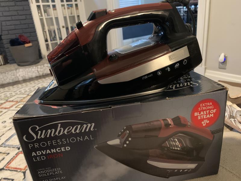 Sunbeam 1700W Steam Iron, 8' Retractable Cord, Variable Temperature Select,  Non-Stick Soleplate, Dual Spray Mist, Horizontal or Vertical Shot of Steam