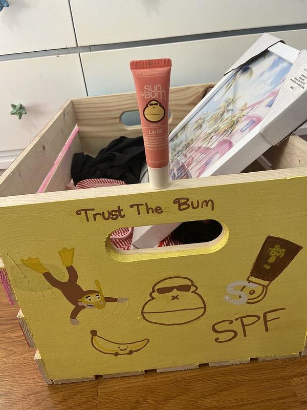 Customer carousel item 6.