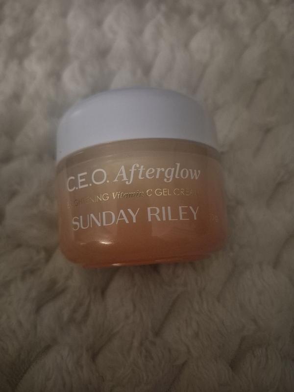 Customer photo for "Leaves face hydrated"
