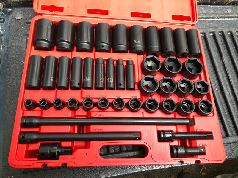 SUNEX TOOLS 43-Piece Standard (SAE) 1/2-in Drive Set 6-point
