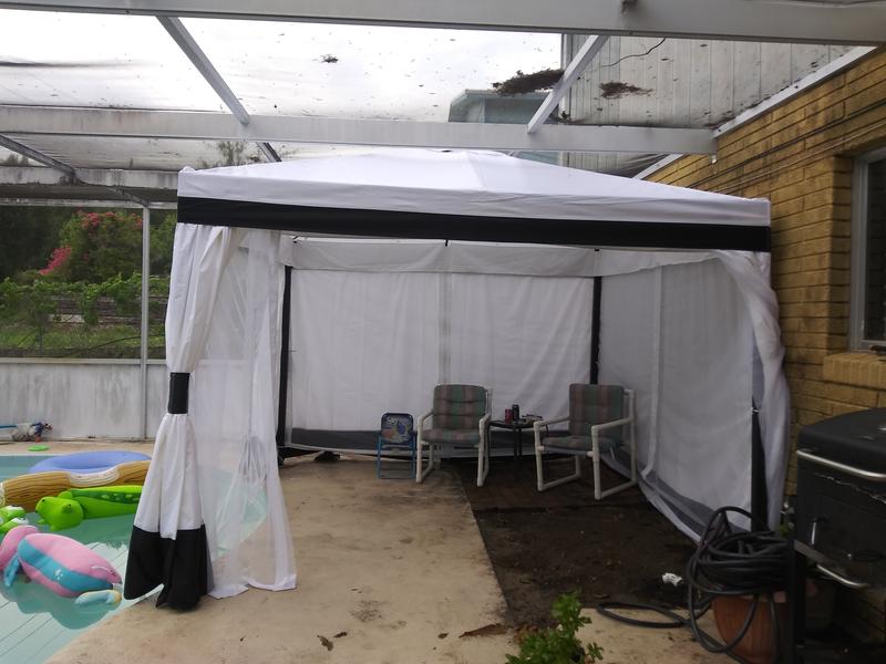 New 10ft by 10ft Sunjoy Gazebo