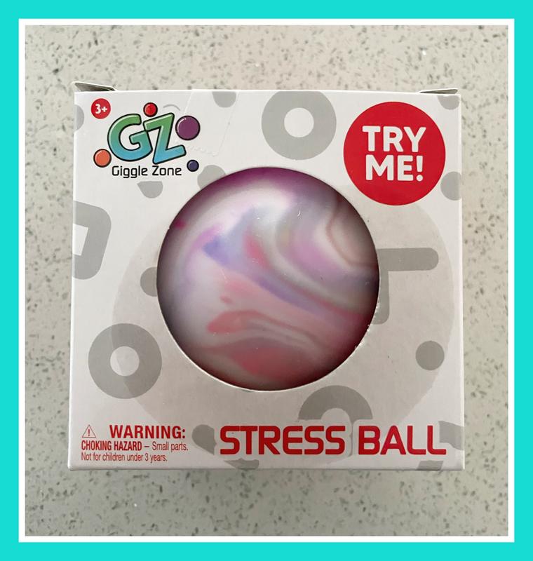 Giggle Zone Squeeze Ball Backpack Clip (Styles May Vary)