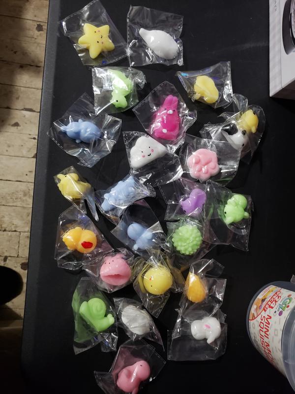 GIGGLE ZONE MINI MOCHI SQUISHIES 24PK | Meijer