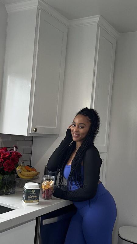 Customer carousel item 4.