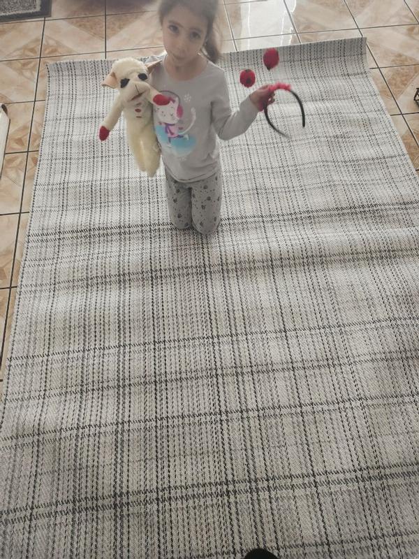 Customer carousel item 4.
