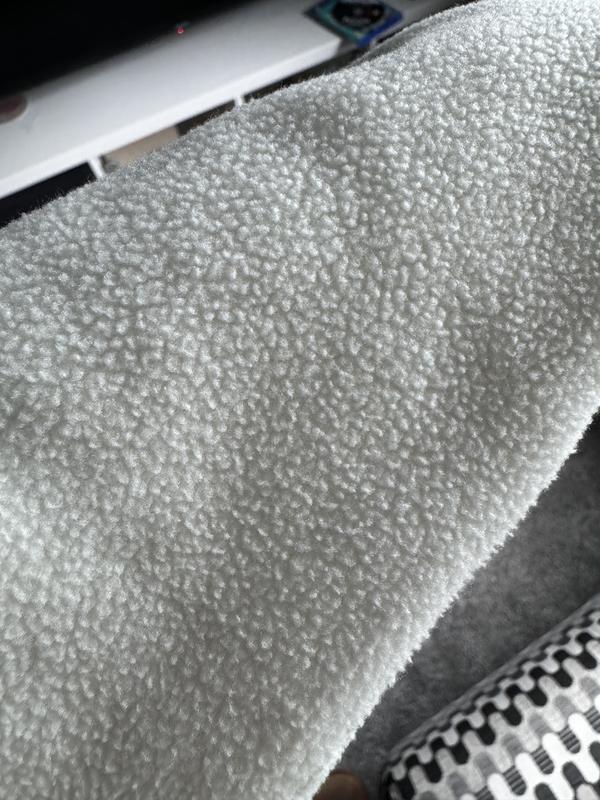 Review Thumbnail Image 0 165171845