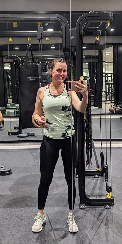 Customer photo for "Comfy, and look great, lovely material"