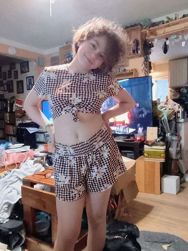 Review Thumbnail Image 0 380902051