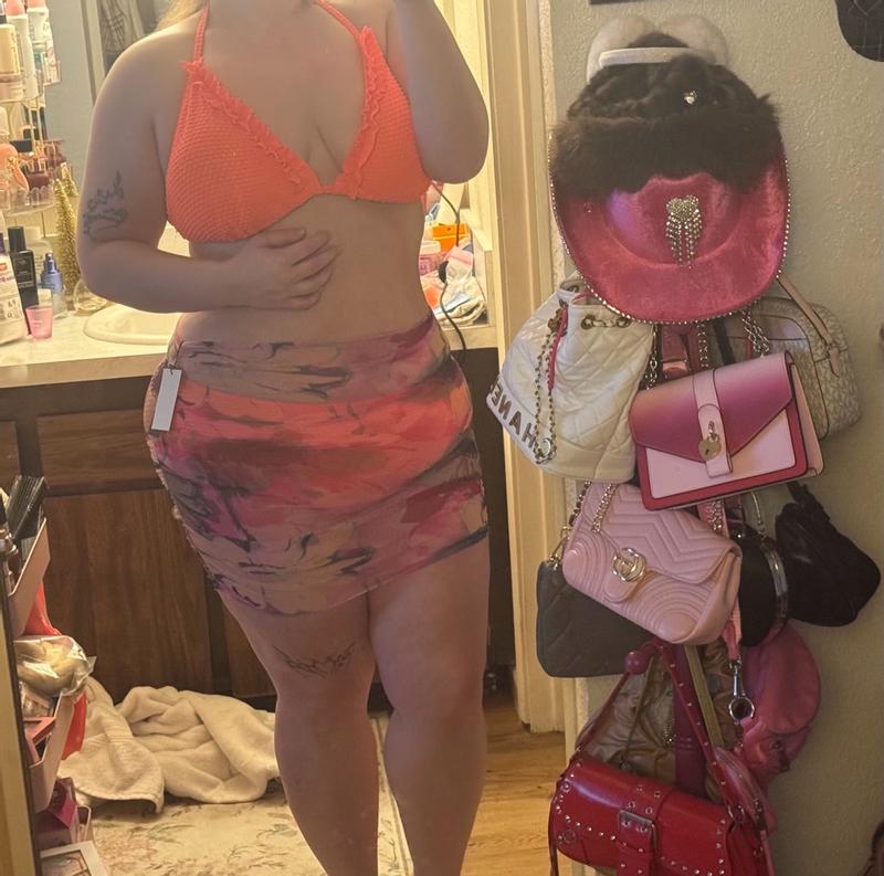 Review Thumbnail Image 0 375898619