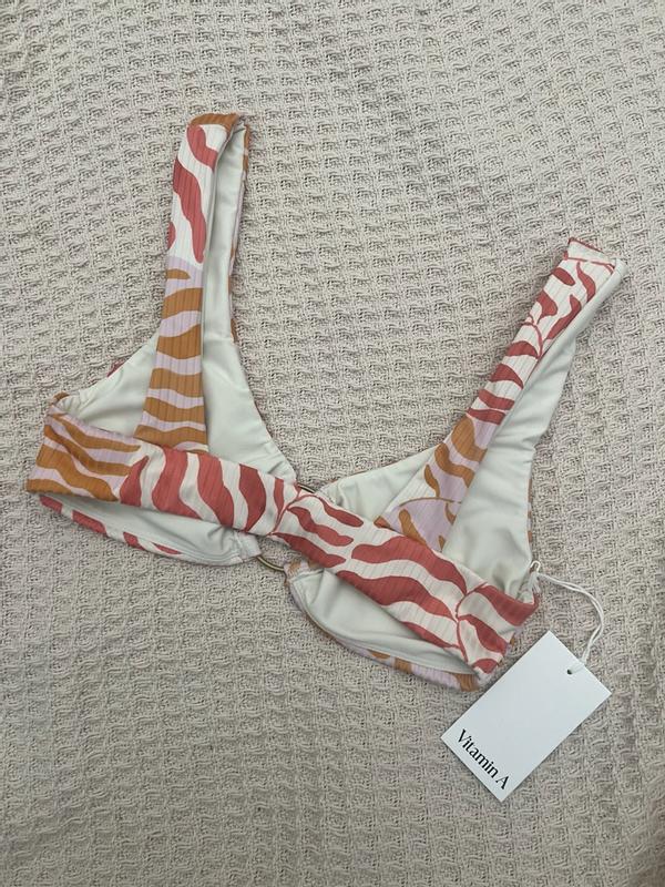 Review Thumbnail Image 0 361555461