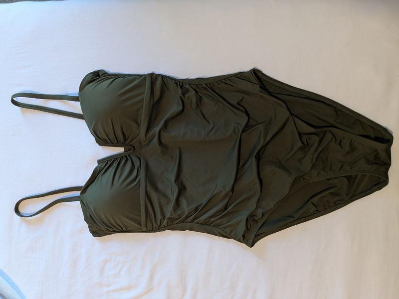 Customer photo for "Beautiful swimsuit"
