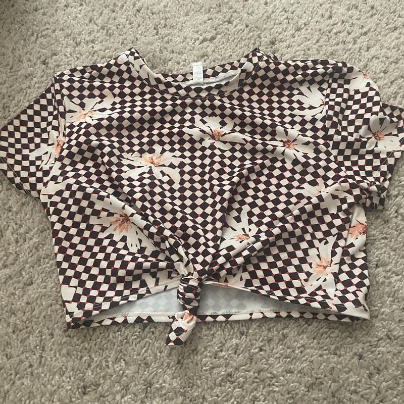 Review Thumbnail Image 1 382657445