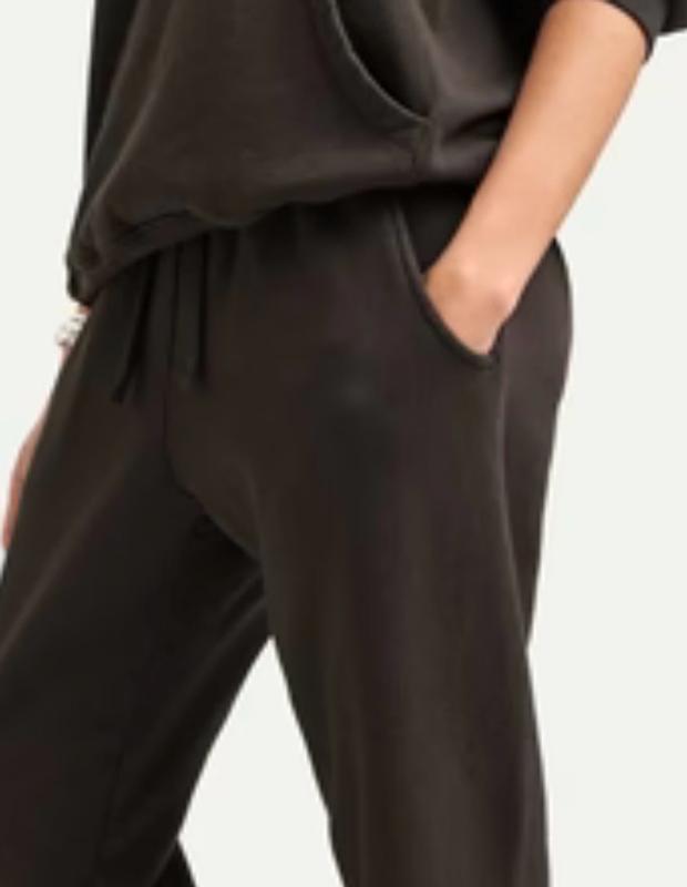 Review Thumbnail Image 0 376814028