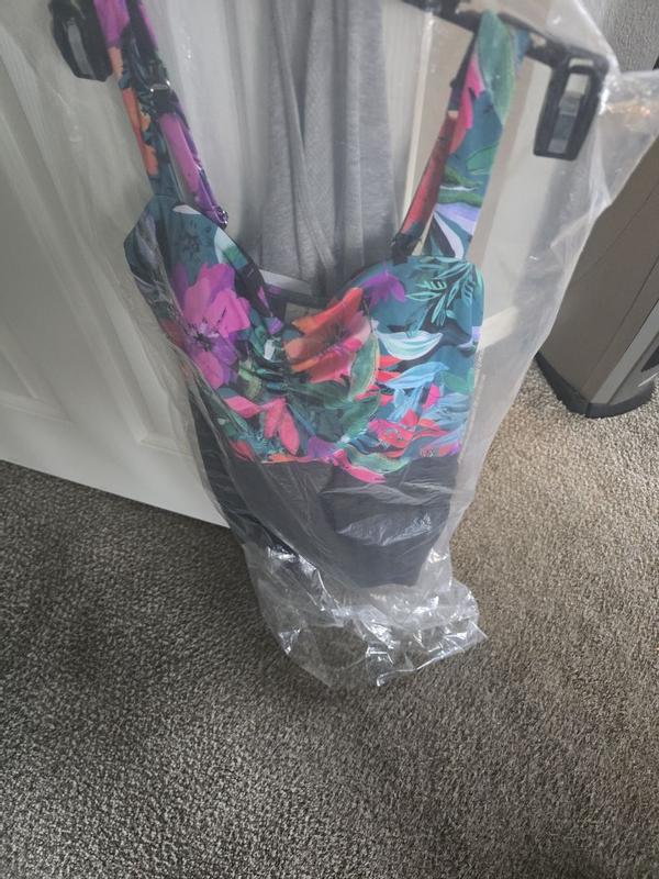 Review Thumbnail Image 0 374749567