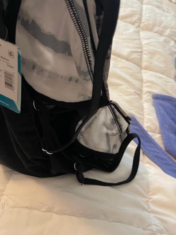 Customer photo for "No cups, no support"