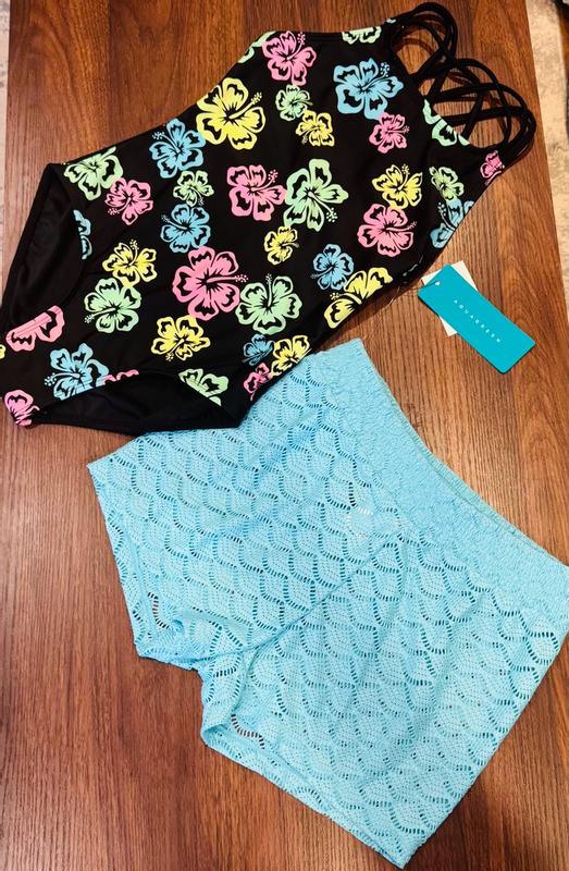 Customer photo for "I recommend for little girls."