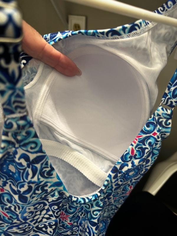 Customer carousel item 12.