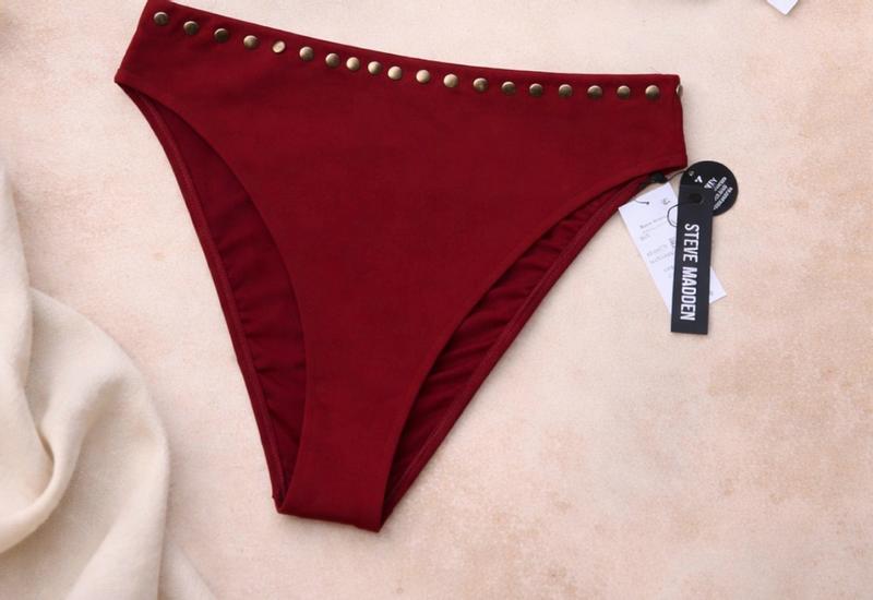 Review Thumbnail Image 0 384387893