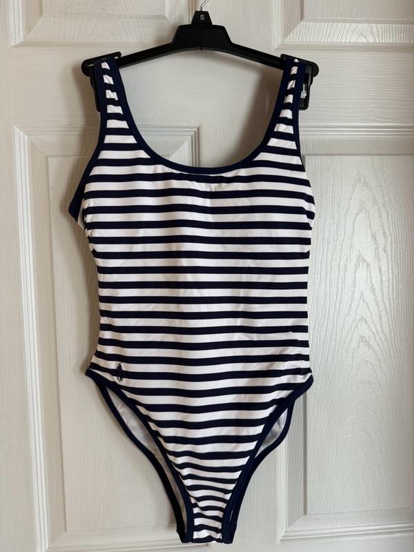 Review Thumbnail Image 0 384756726