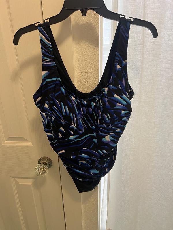 Customer carousel item 8.