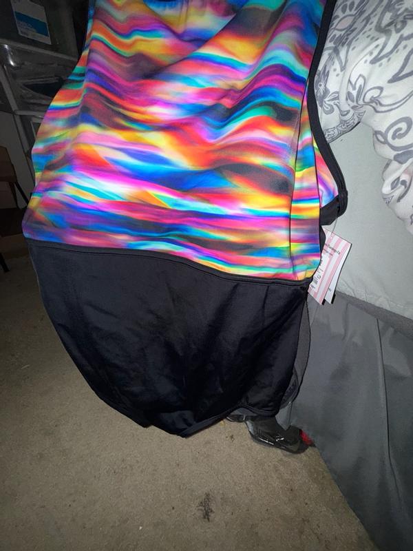 Customer photo for "This suit had my waist “Snatched”!"