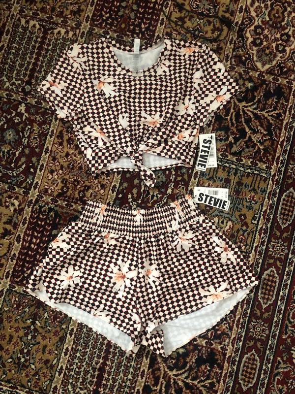 Review Thumbnail Image 0 380917777