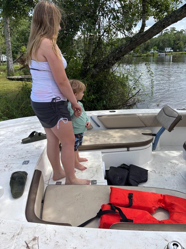 Review Thumbnail Image 0 378922170