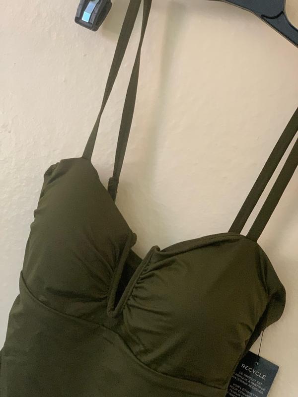 Customer photo for "Gives a nice body shape"
