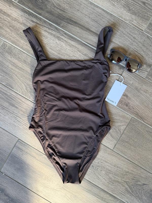 Customer photo for "Great quality and so chic"