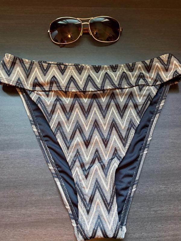 Review Thumbnail Image 0 384540083