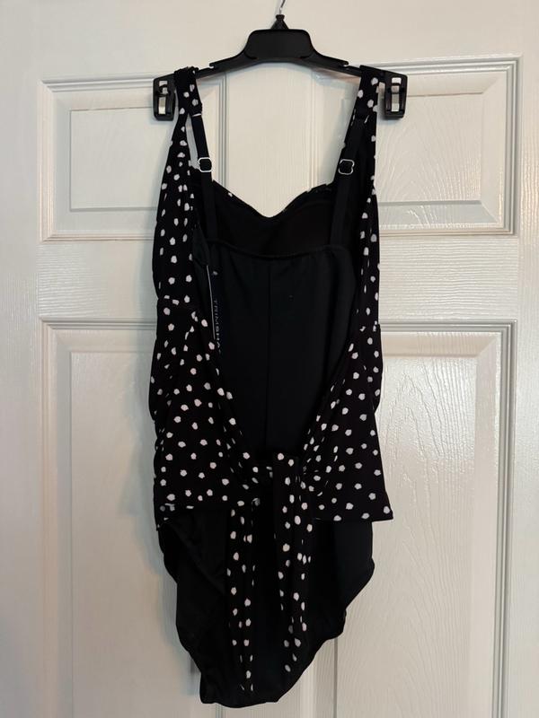 Review Thumbnail Image 0 375307533