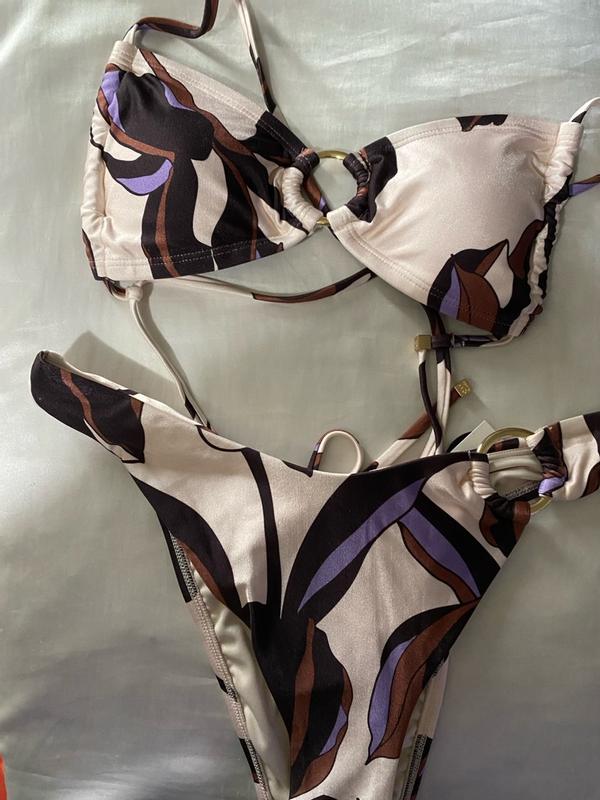 Review Thumbnail Image 0 384472622