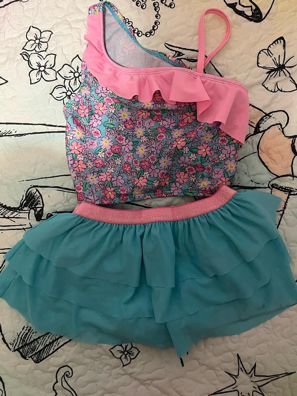 Customer photo for "Such a cute swimsuit"