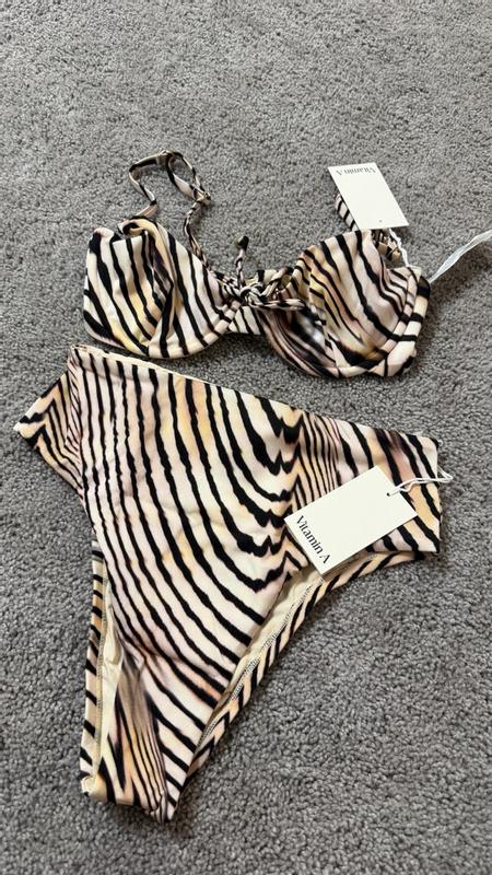 Review Thumbnail Image 1 386876065