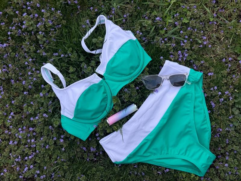 Review Thumbnail Image 0 384772591