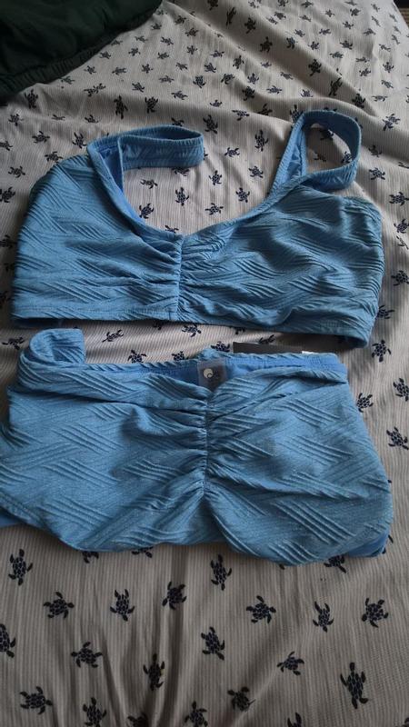 Review Thumbnail Image 0 383224617