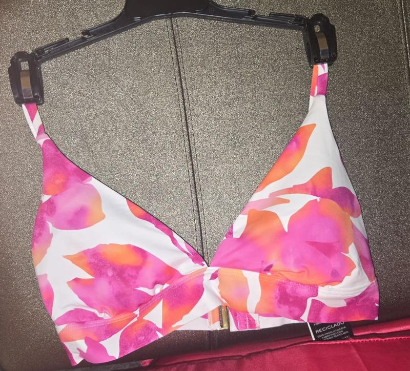 Customer photo for "Wish I could wear it, but I can't"