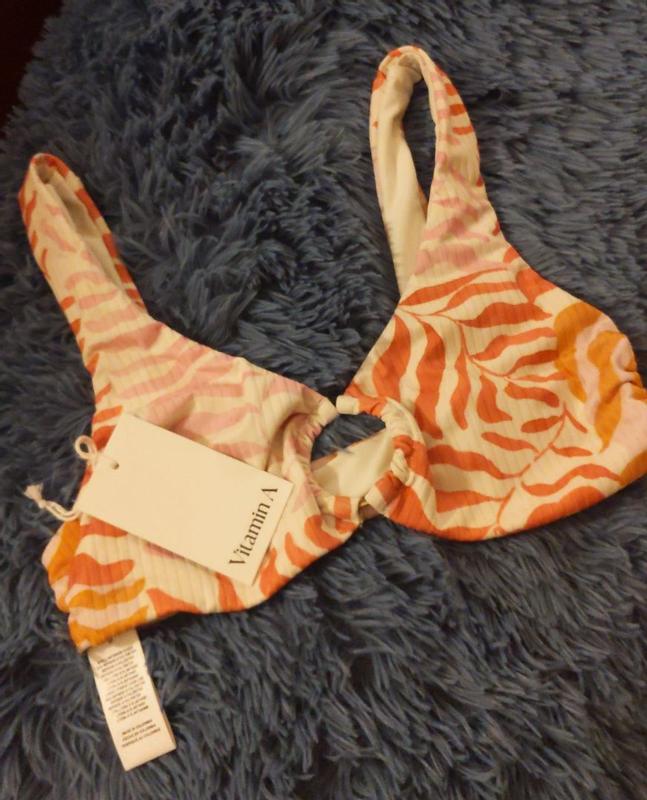 Review Thumbnail Image 0 367005706