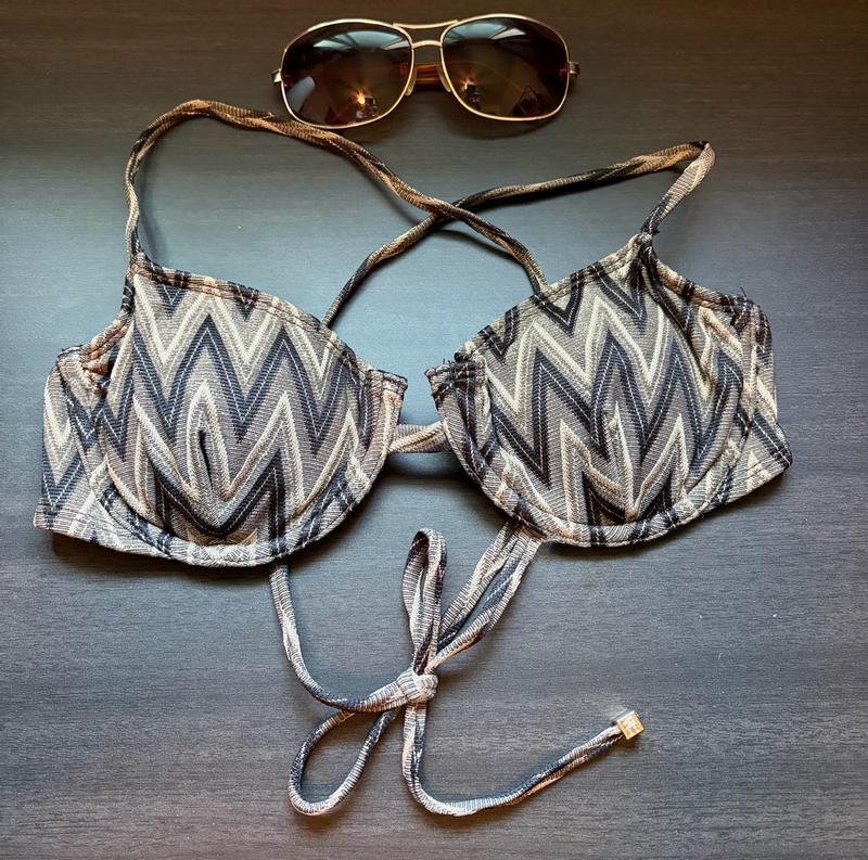 Review Thumbnail Image 0 384540496