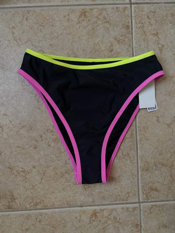 Review Thumbnail Image 0 383654042