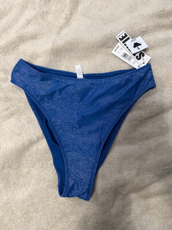 Review Thumbnail Image 1 382586986