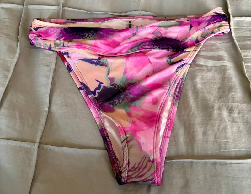 Review Thumbnail Image 0 383971701