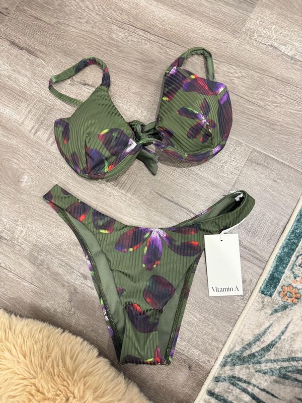 Review Thumbnail Image 1 386231429