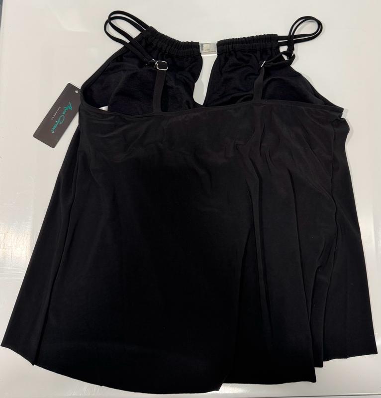 Customer photo for "Comfy, not a lot of support"
