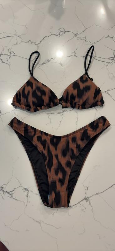 Review Thumbnail Image 0 383713700