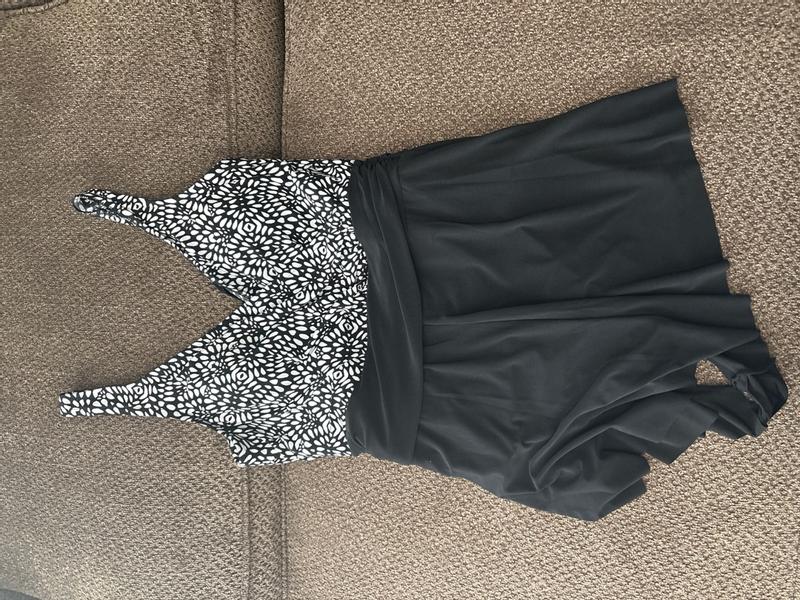 Customer photo for "Great fit with great coverage and stylish look"