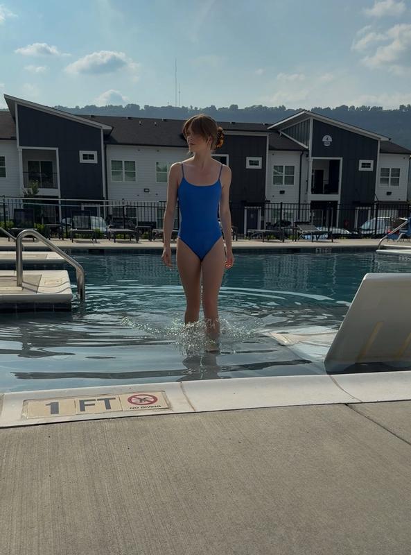 Review Thumbnail Image 1 349856751