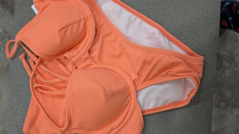 Review Thumbnail Image 0 392661587