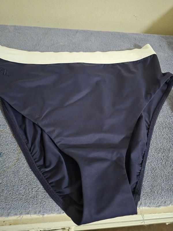 Review Thumbnail Image 0 384084333